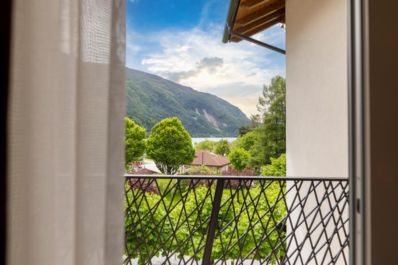 Hotel Lido - Slow & Natural Living Molveno Exterior foto
